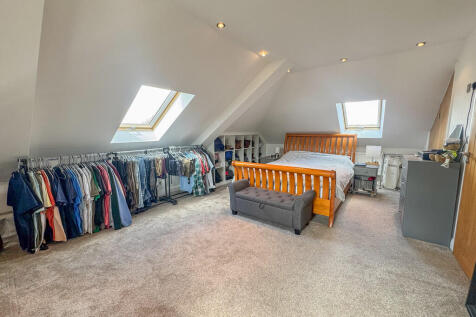 mezanine bedroom ...