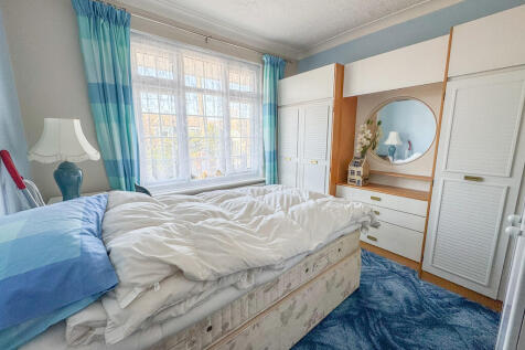 bed 3