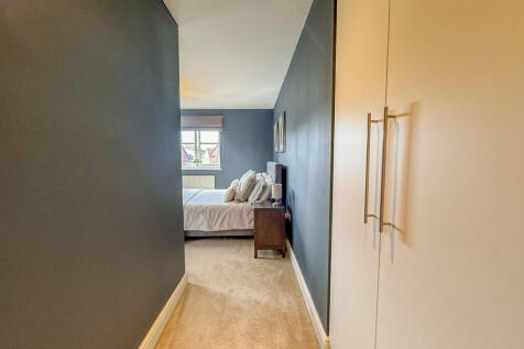 bed 1 2