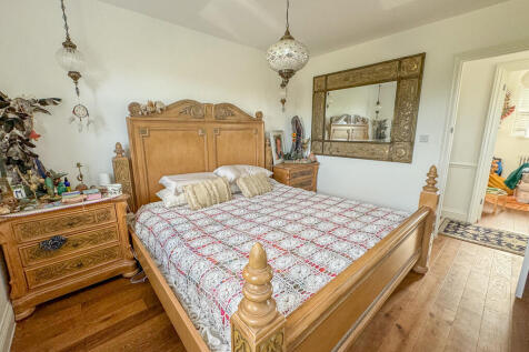 bed 1 1