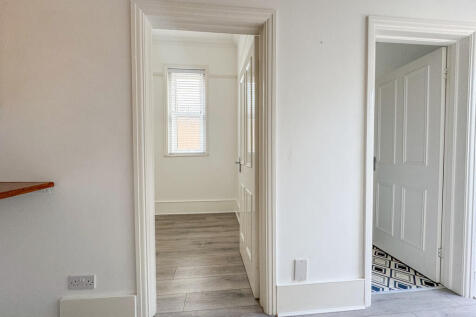inner hall 1