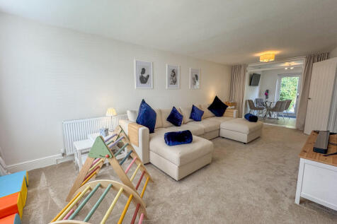 lounge 3