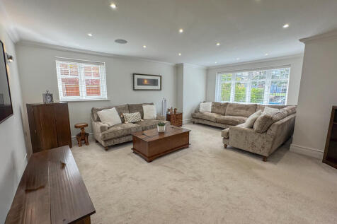 lounge 1
