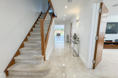 entrance hall 1
