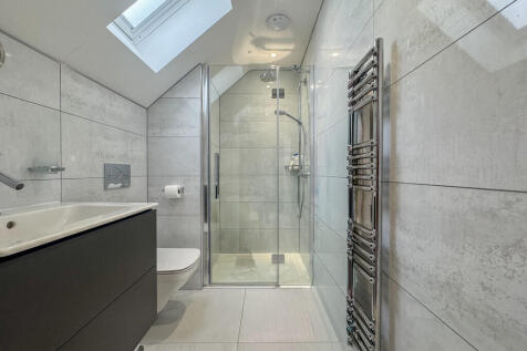 bed 2 en suite