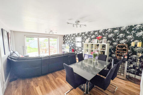lounge 1