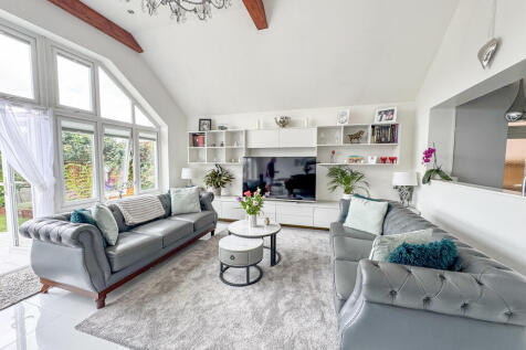 lounge new 1