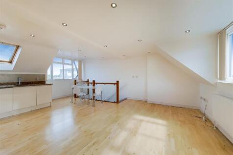 8_Kitchen-Reception-3.jpg