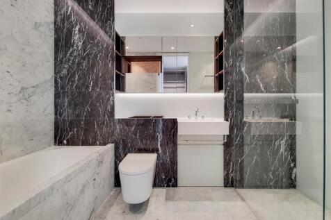 6_Main Ensuite-0.jpg