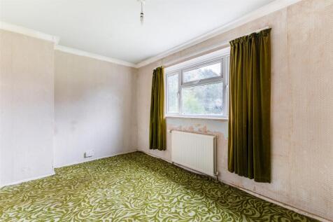 98138_60-Hilltop-Close  (15).jpg