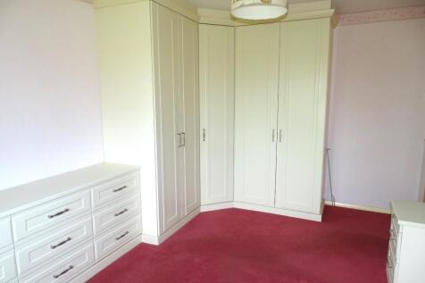 FITTED WARDROBES AND DRAWER UNITS