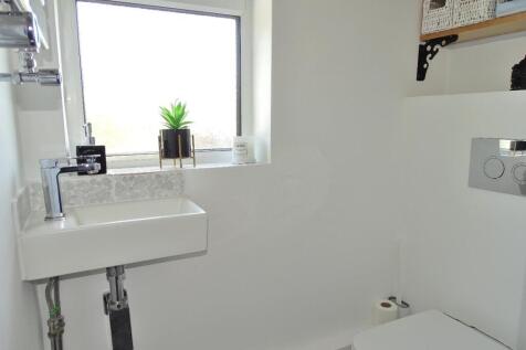 SEPERATE WC
