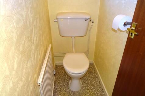 SEPARATE WC