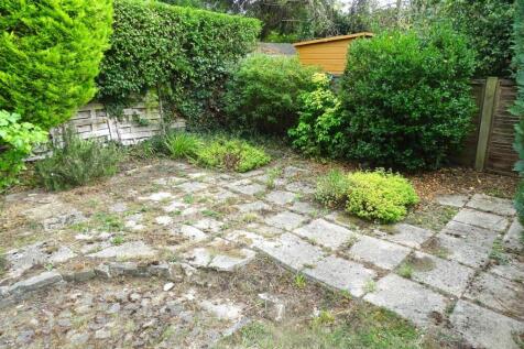 PATIO TO LOWER RIGHT CORNER