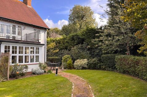 Property Image 28