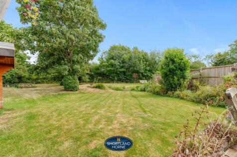 4 Findon Close WM (38 of 43).jpg