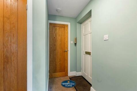 14 Adare Drive (7 of 18).jpg