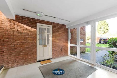 12 Adare Drive (8 of 12).jpg
