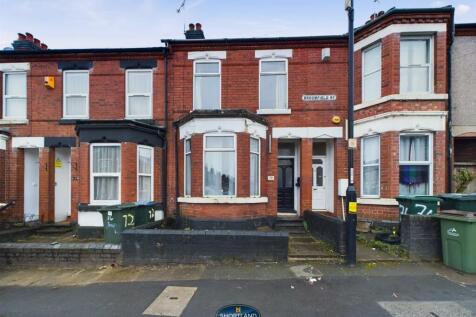 CAM01906G0-PR0385-STILL016.jpg