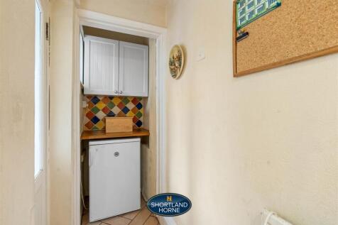 198 Canley Road WM (14 of 24).jpg