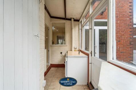 198 Canley Road WM (17 of 24).jpg