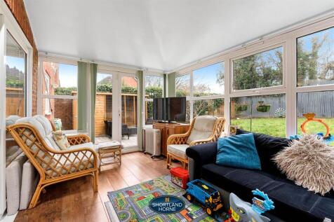 1 Ashfield Ave (19 of 28).jpg