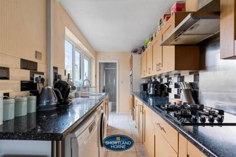 96 Anchorway Road WM (16 of 22).jpg