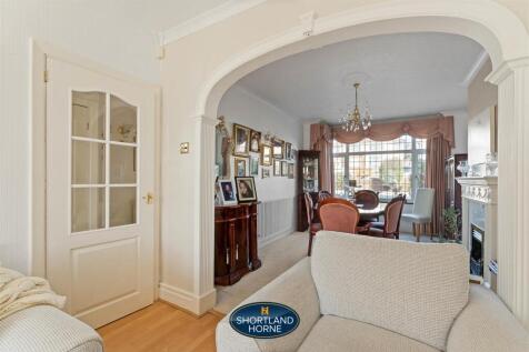 212 Daventry Road WM (15 of 26).jpg