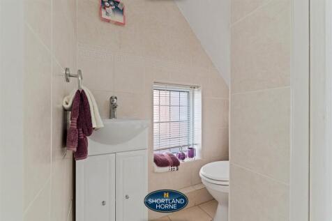 212 Daventry Road WM (21 of 26).jpg