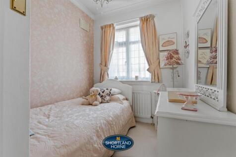 212 Daventry Road WM (7 of 26).jpg