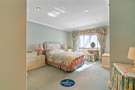 84 Kenilworth Road (24 of 82).jpg