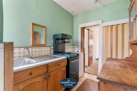 190 Kersley Road WM (14 of 19).jpg