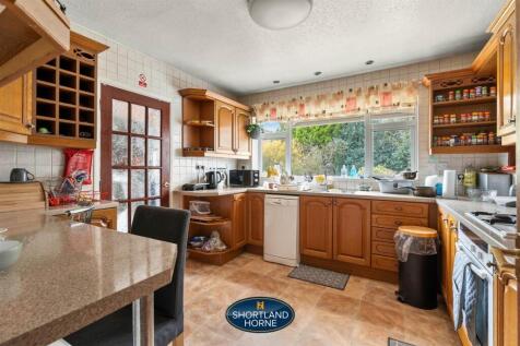 120 De Montfort Way WM (10 of 16).jpg