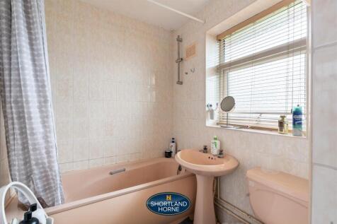 25 Sutherland Avenue WM (3 of 13).jpg