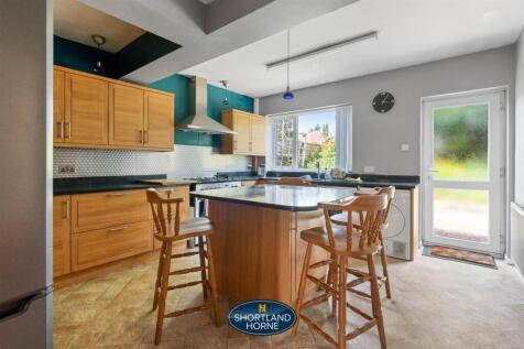 87 Watercall Avenue WM (13 of 23).jpg