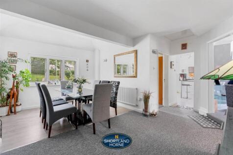 25 Brookside Avenue, Stretton WM (30 of 54).jpg