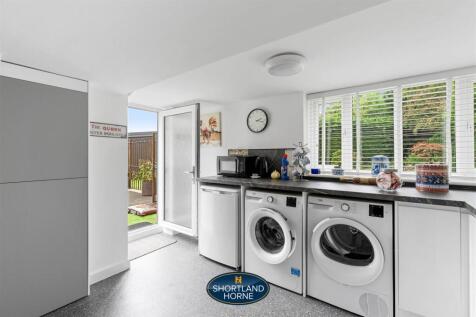 25 Brookside Avenue, Stretton WM (22 of 54).jpg