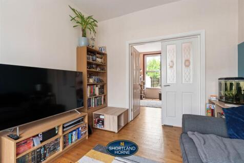 74 Kingsland Avenue WM (10 of 21).jpg