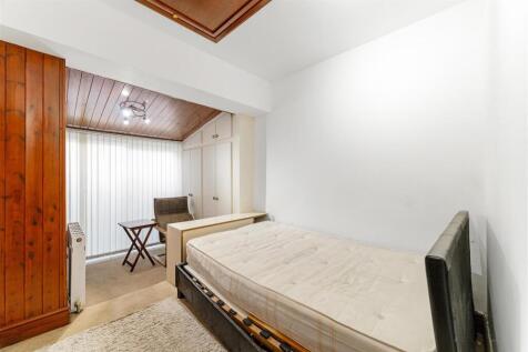 36 Kenilworth Road-263-HDR.jpg