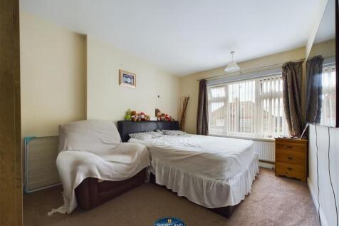 CAM01906G0-PR0114-STILL006.jpg