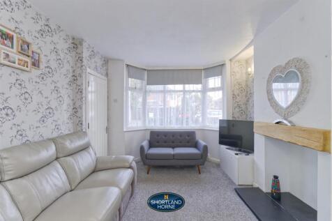 Lounge 1.jpg