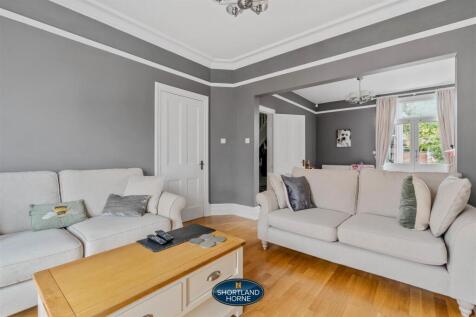 66 Huntingdon Rd (21 of 49).jpg