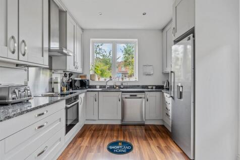 66 Huntingdon Rd (30 of 49).jpg