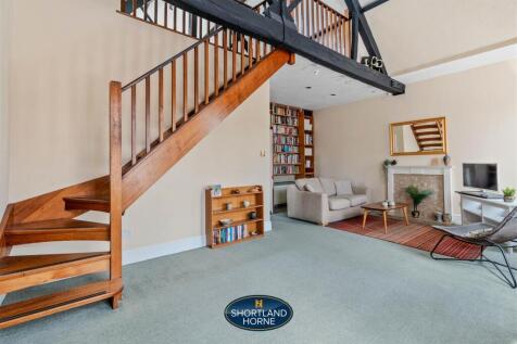 4 School Bell Mews, Stoneleigh WM (17 of 30).jpg