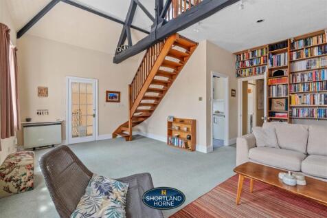 4 School Bell Mews, Stoneleigh WM (21 of 30).jpg