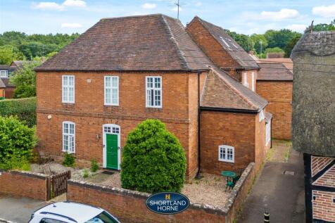 4 School Bell Mews, Stoneleigh WM (30 of 30).jpg