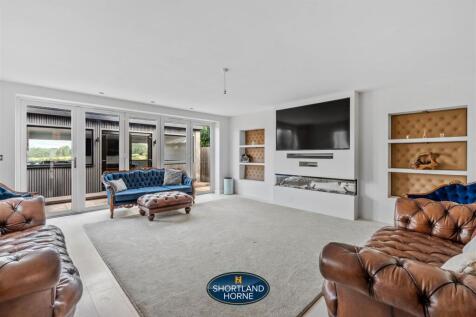 2 Evergreen Close WM (26 of 49).jpg