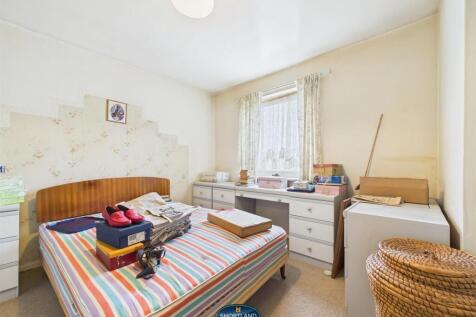 CAM01906G0-PR0537-STILL008.jpg