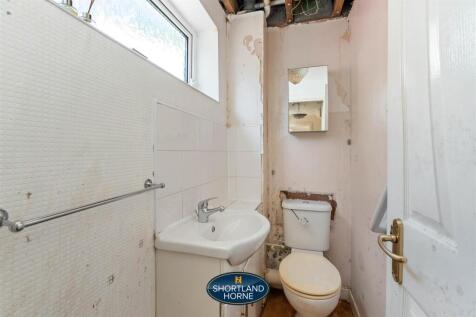 17 Roman Way WM (1 of 20).jpg