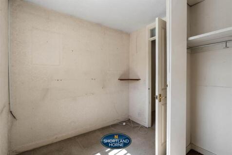 17 Roman Way WM (4 of 20).jpg